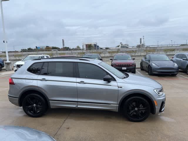 2019 Volkswagen Tiguan SEL R-Line Black 5