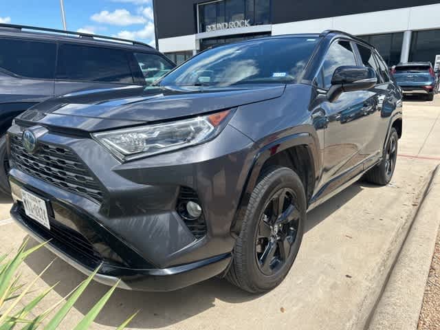 2019 Toyota RAV4 Hybrid XSE 1