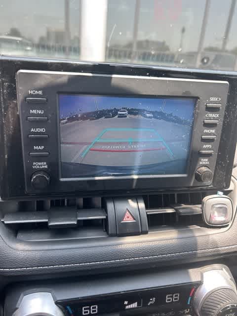 2019 Toyota RAV4 Hybrid XLE 10