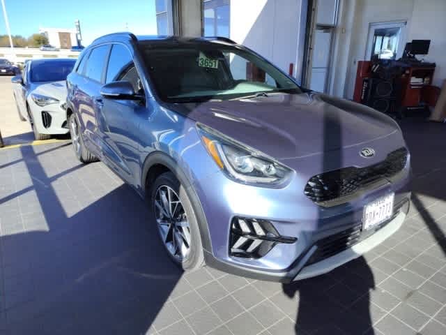 2020 Kia Niro Touring SE 3