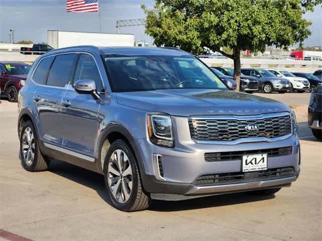 2020 Kia Telluride S 3