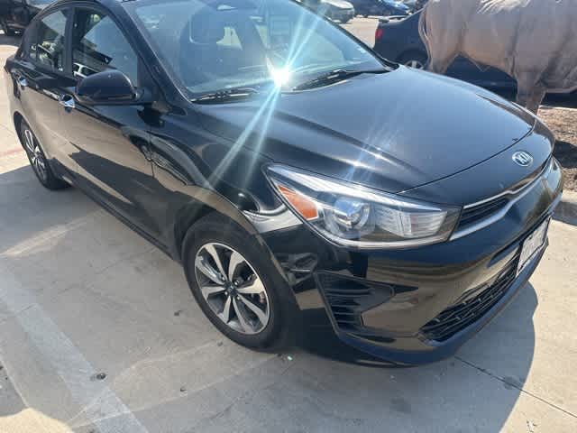 2021 Kia Rio S 3