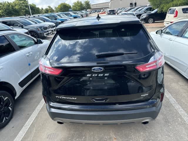 2022 Ford Edge Titanium 6