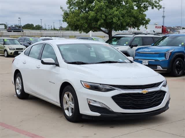 2022 Chevrolet Malibu LT 3