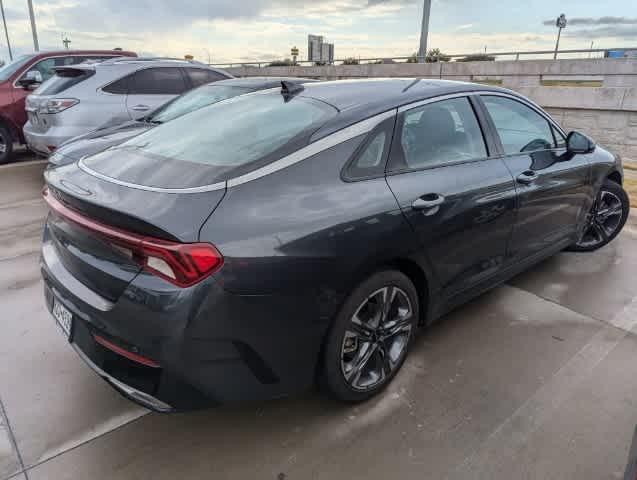 2022 Kia K5 EX 3