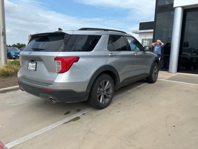 2022 Ford Explorer XLT 4