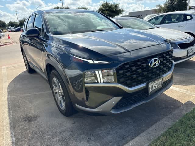 2022 Hyundai Santa Fe SE 3