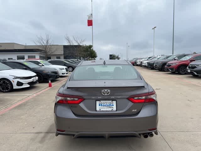 2022 Toyota Camry SE 10