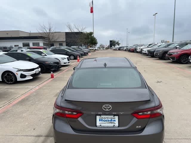 2022 Toyota Camry SE 11