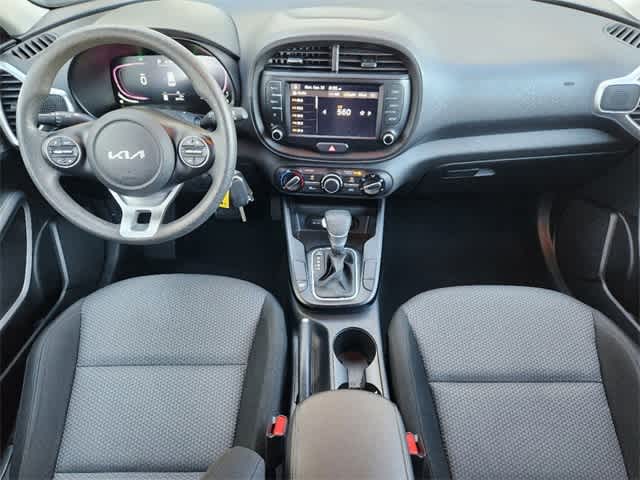 2023 Kia Soul LX 22