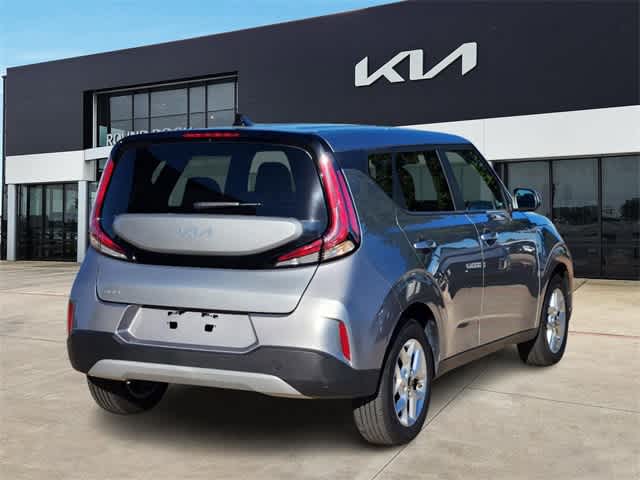 2023 Kia Soul LX 5