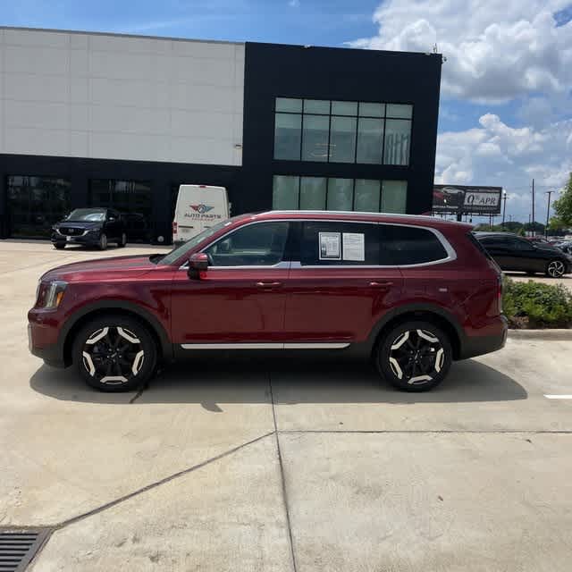 2023 Kia Telluride EX 1