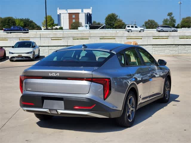 2025 Kia K4 LXS 5