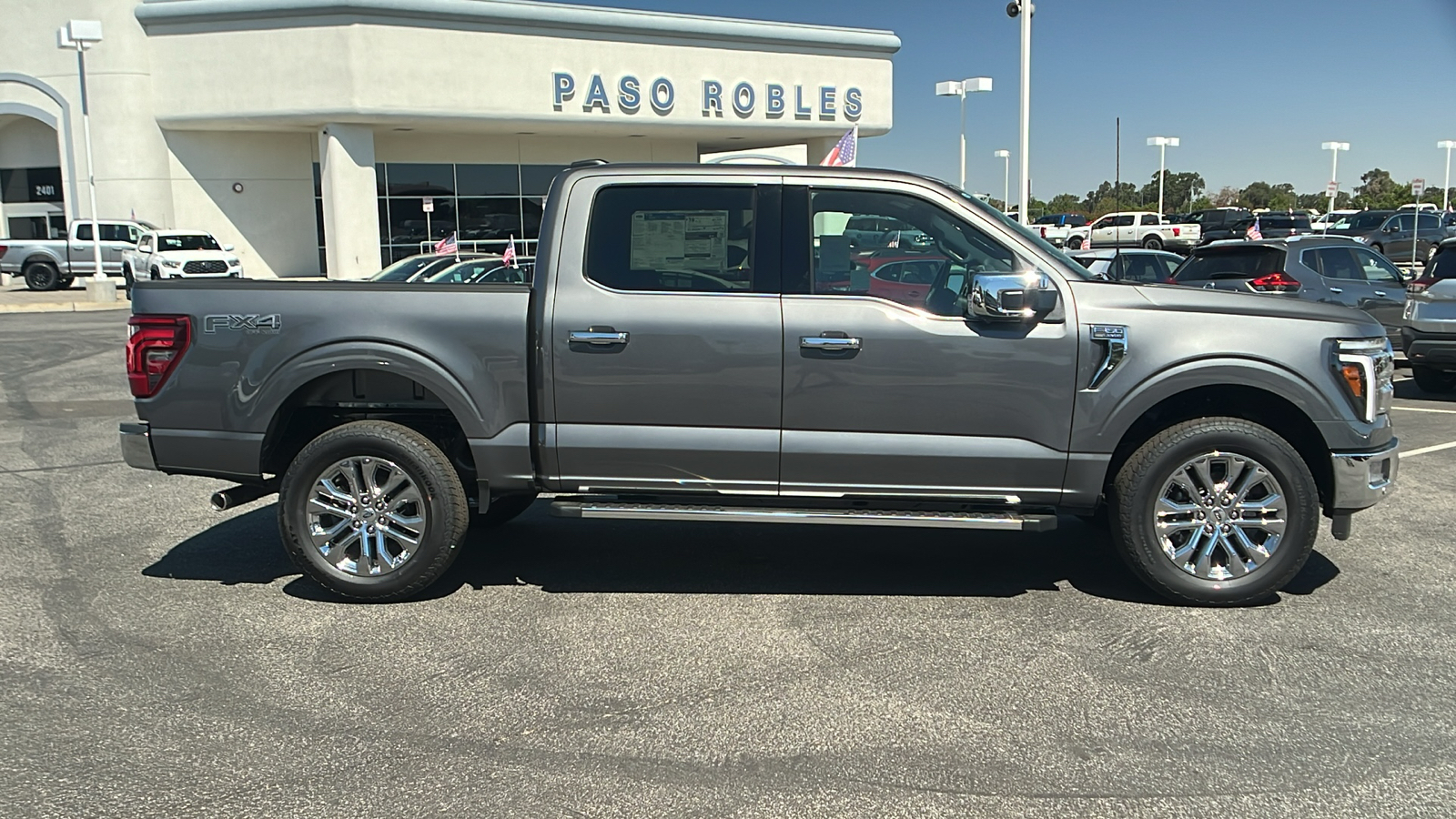 2024 Ford F-150 Lariat 2