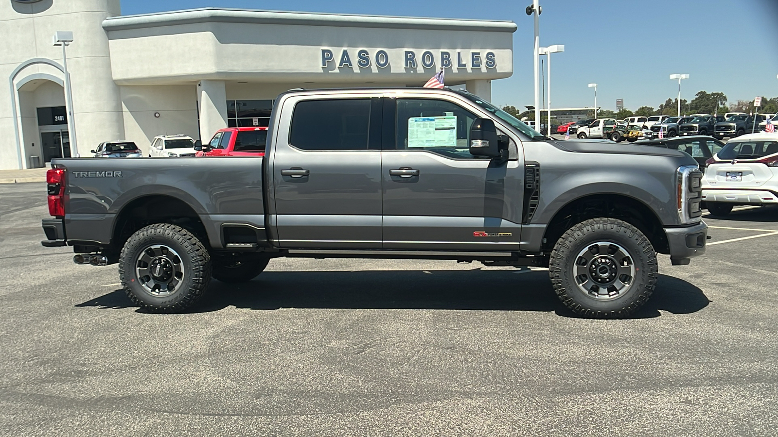 2024 Ford F-250SD Lariat 2