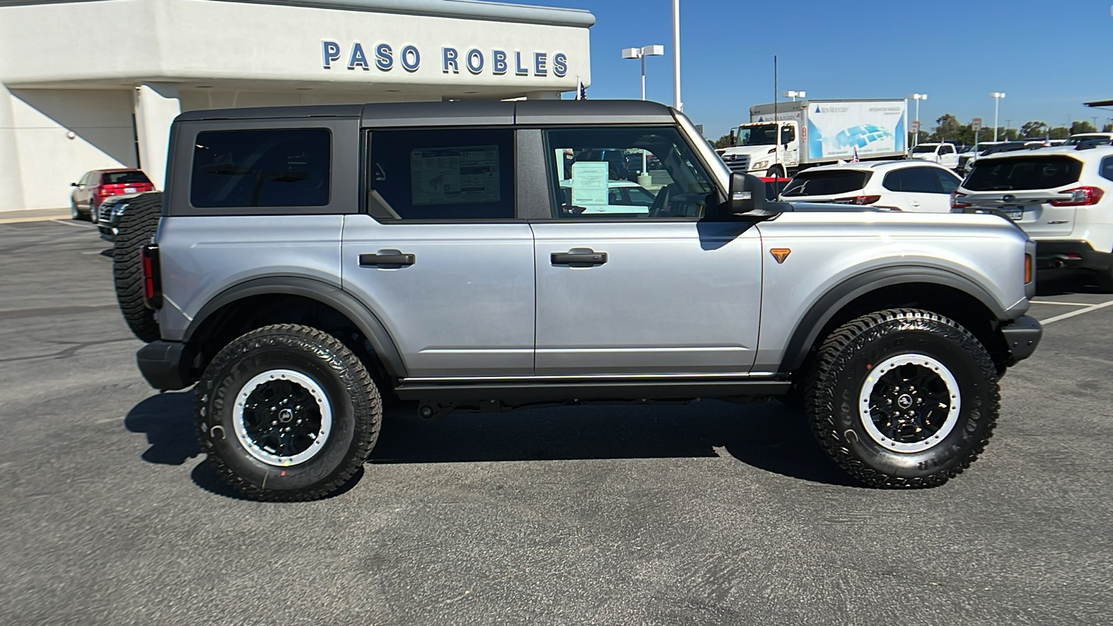 2024 Ford Bronco Badlands 2