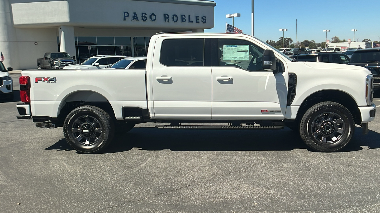 2024 Ford F-250SD Lariat 2