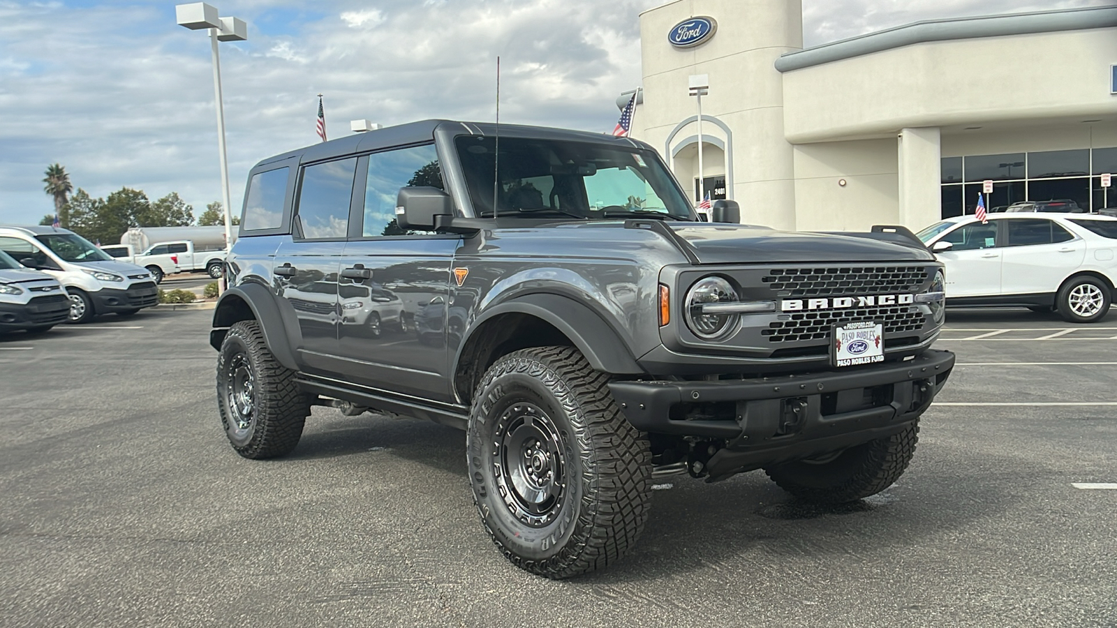 2024 Ford Bronco Badlands 1