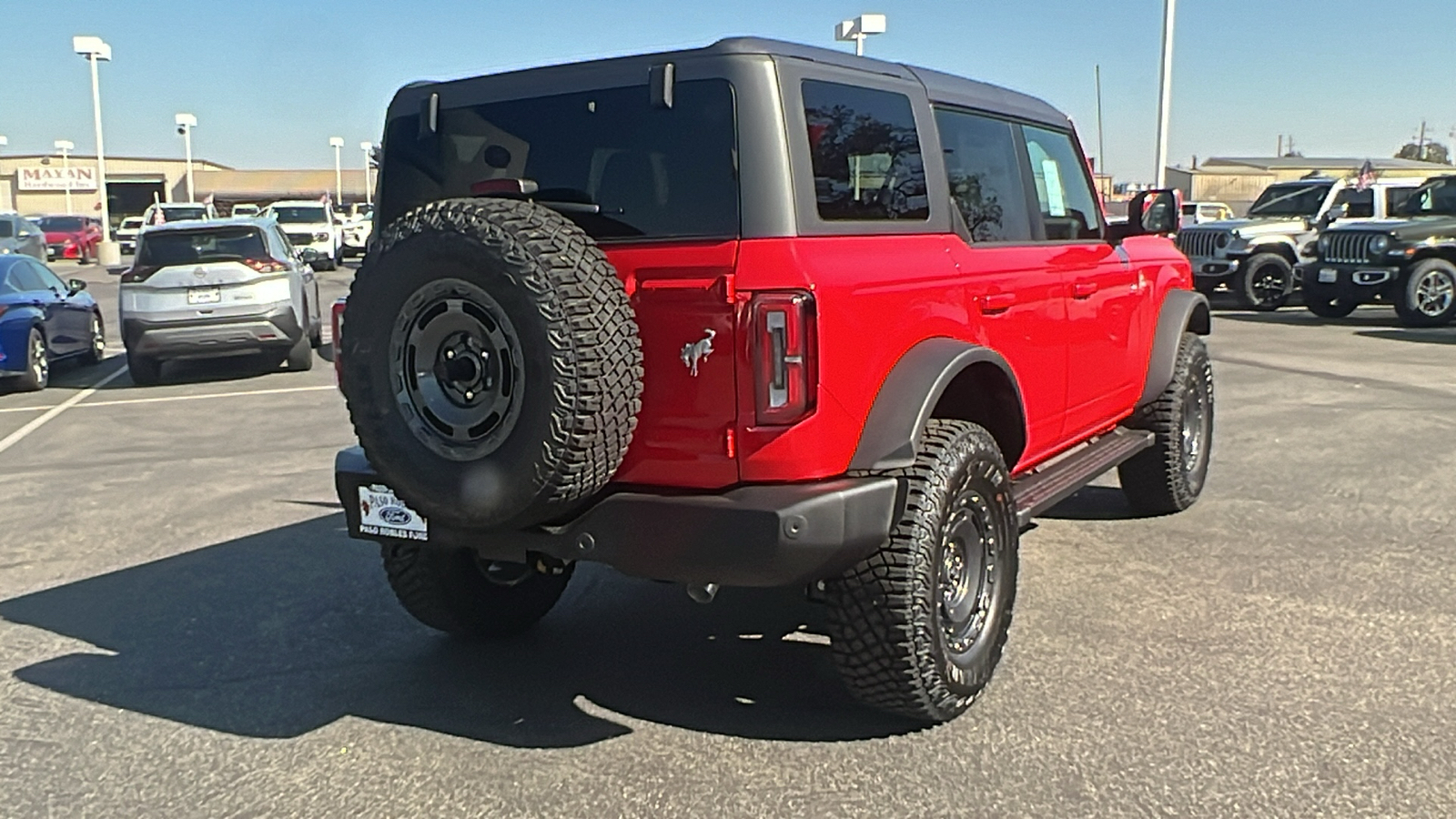 2024 Ford Bronco Outer Banks 3