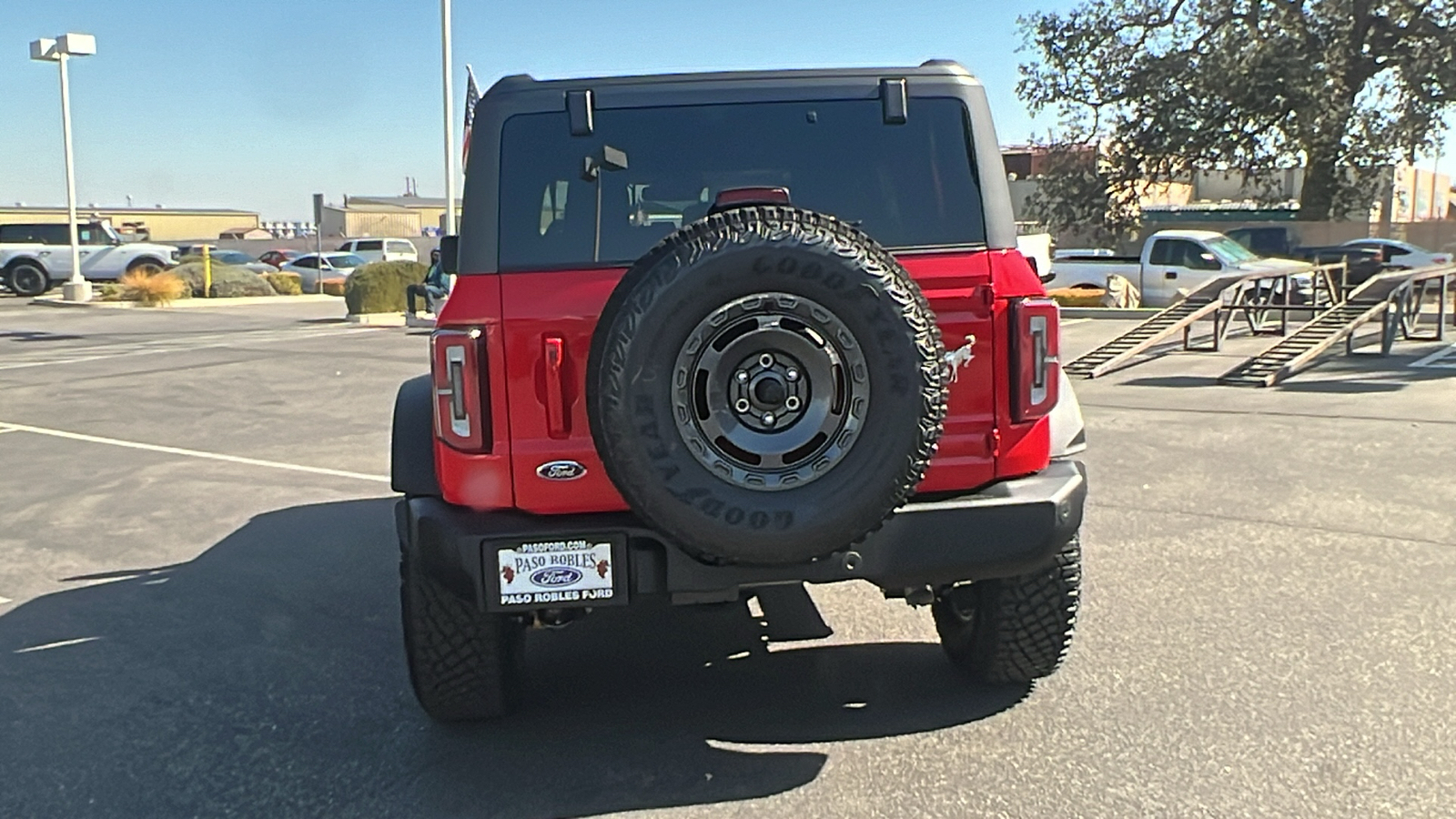 2024 Ford Bronco Outer Banks 4