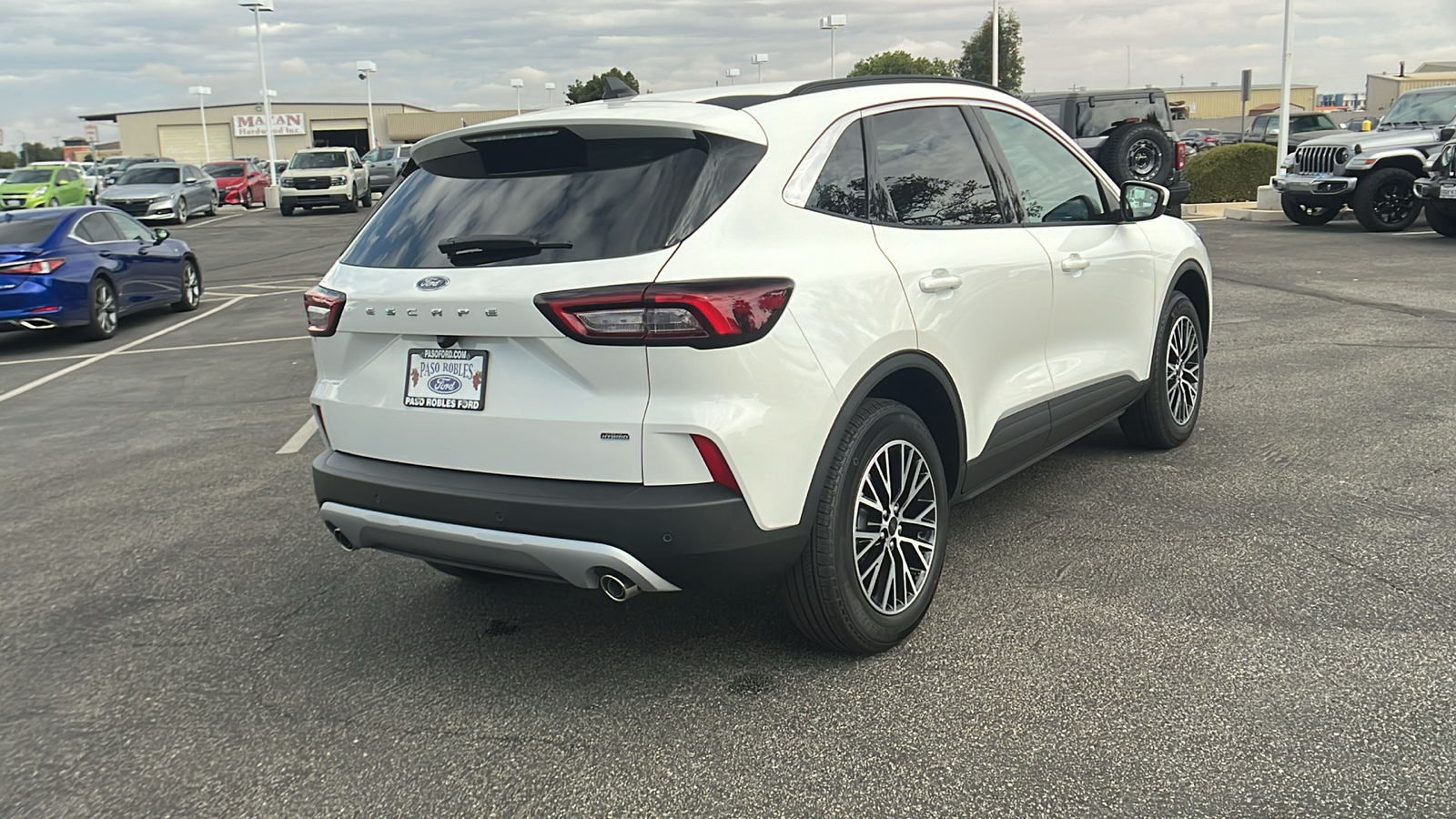 2024 Ford Escape Plug-In Hybrid 3