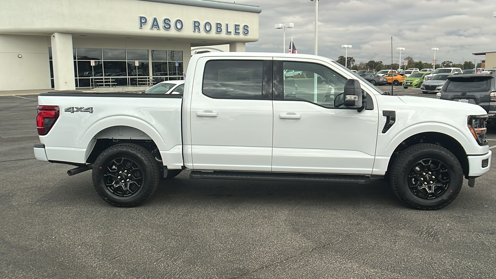 2024 Ford F-150 XLT 2