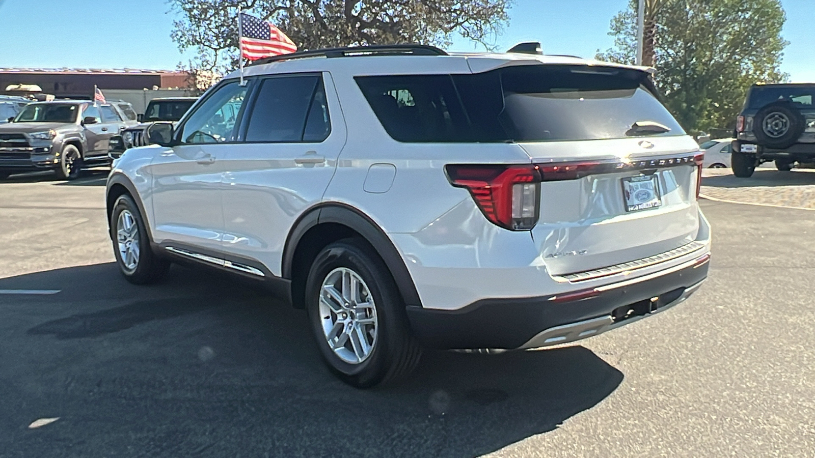 2025 Ford Explorer Active 5