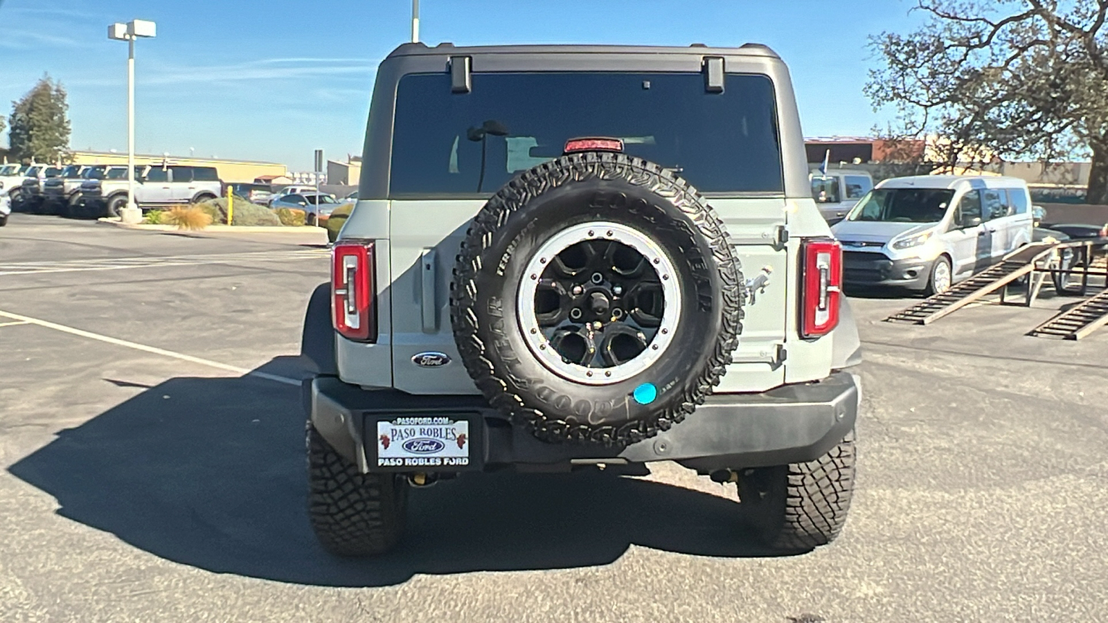 2024 Ford Bronco Outer Banks 4