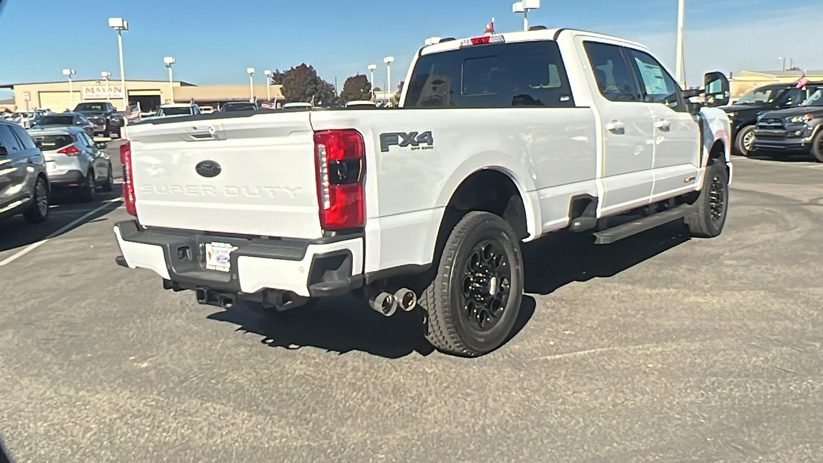 2024 Ford F-350SD Lariat 3