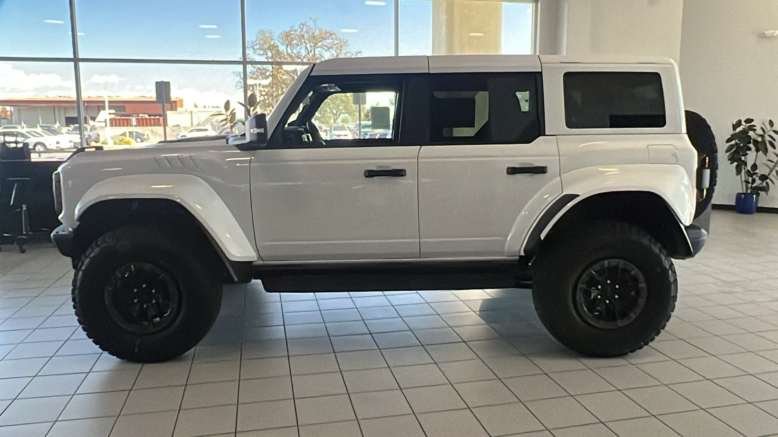 2024 Ford Bronco Raptor 6