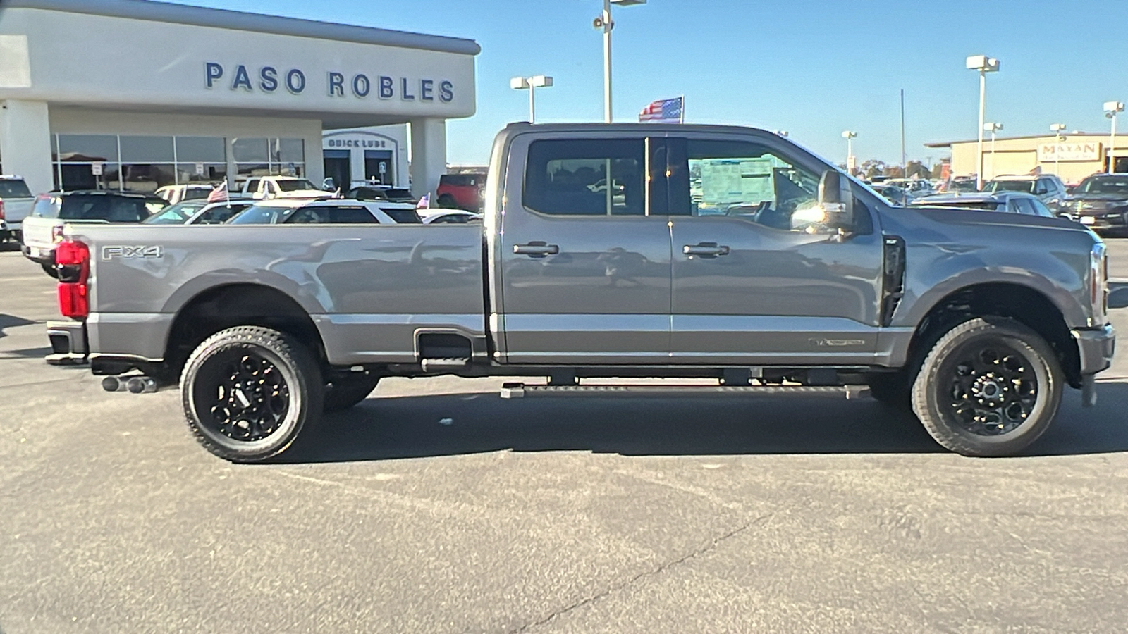 2024 Ford F-250SD XLT 2