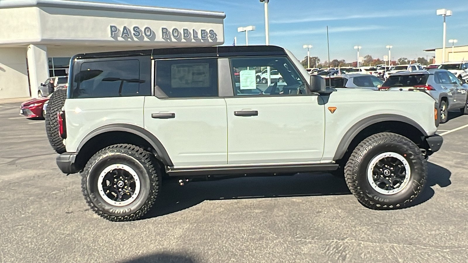 2024 Ford Bronco Badlands 2