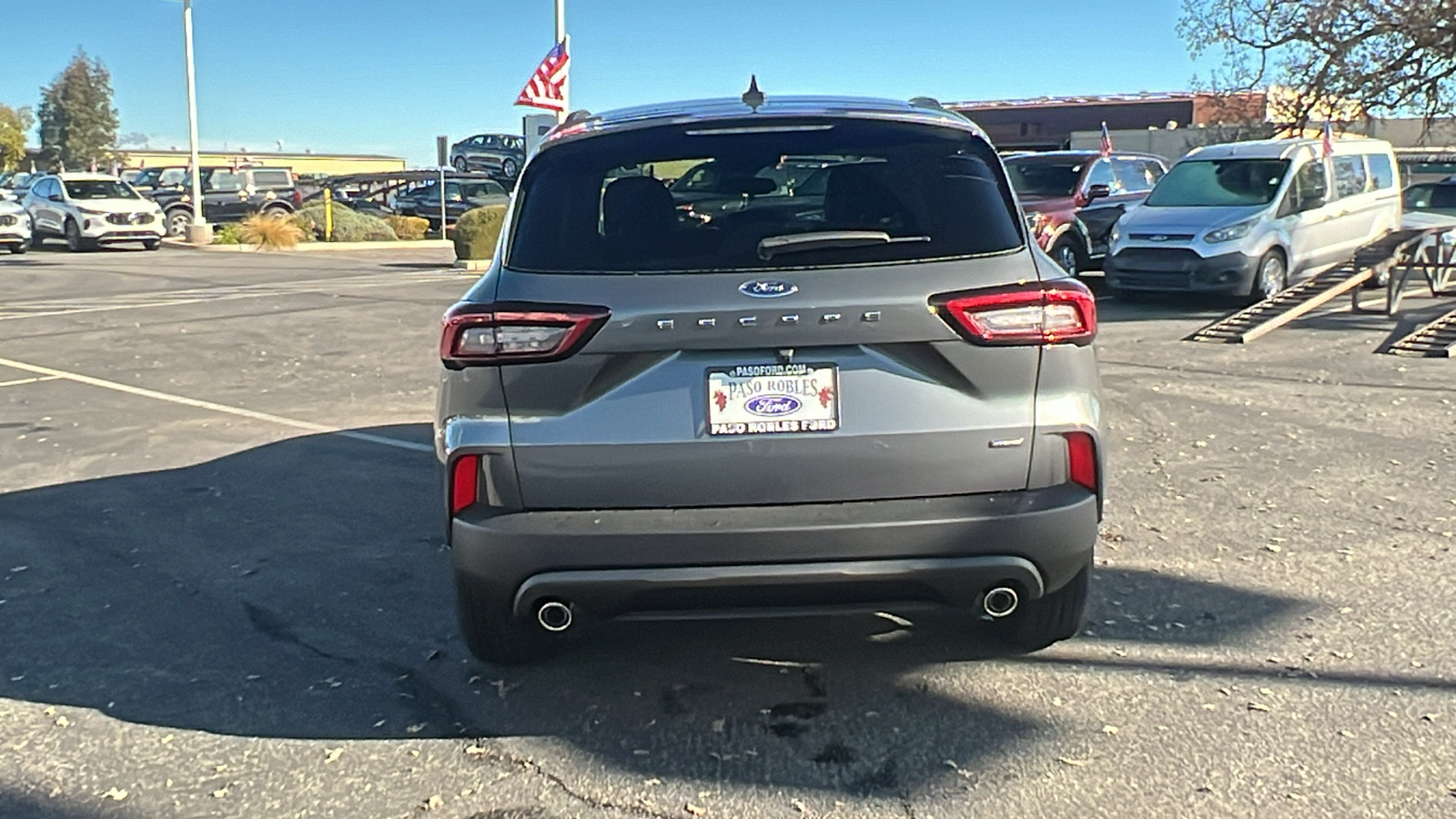 2025 Ford Escape Hybrid ST-Line 4