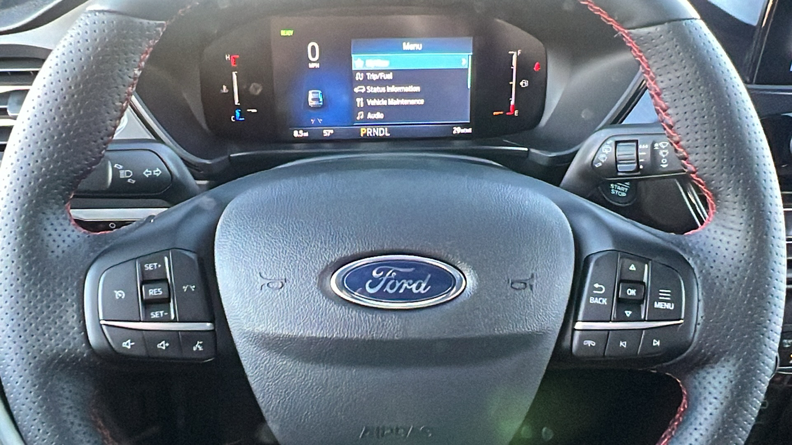 2025 Ford Escape Hybrid ST-Line 28