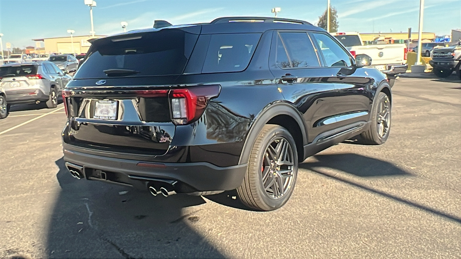 2025 Ford Explorer ST 3