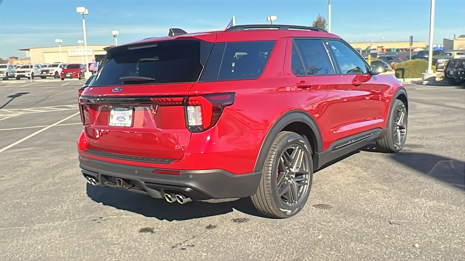 2025 Ford Explorer ST 3