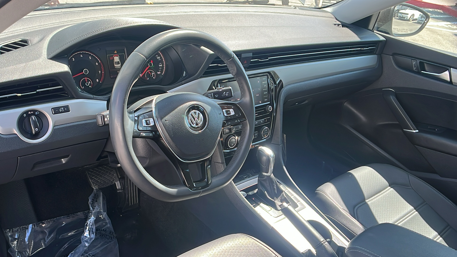 2021 Volkswagen Passat 2.0T SE 15
