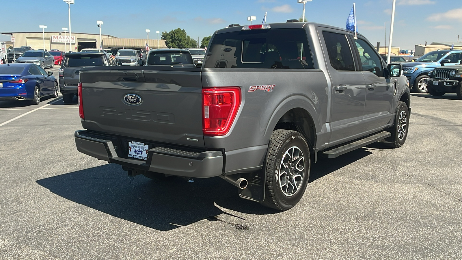 2022 Ford F-150 XLT 3