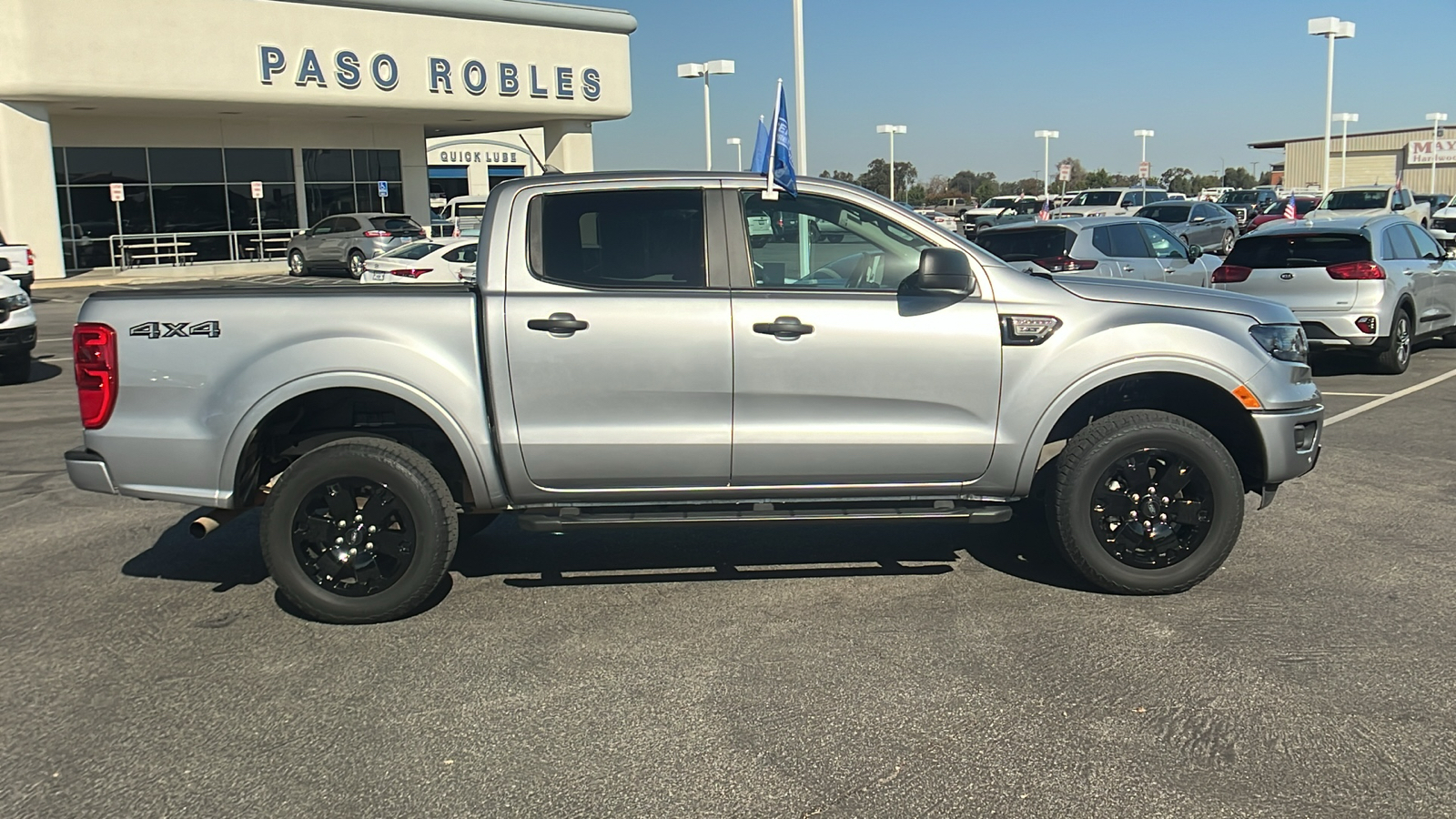 2022 Ford Ranger XLT 2