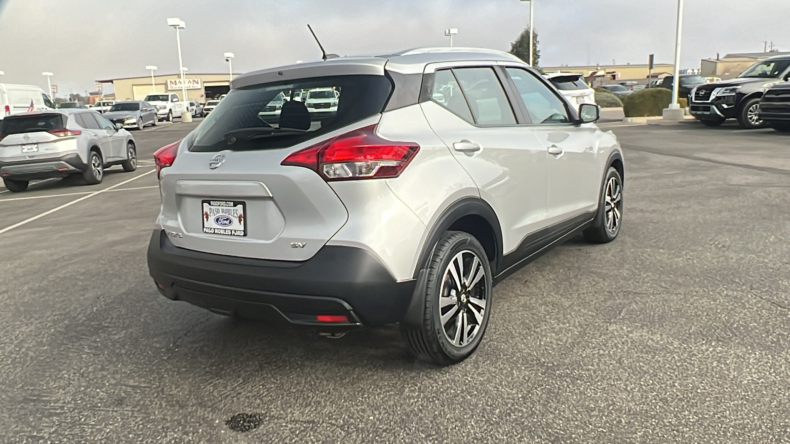 2019 Nissan Kicks SV 3