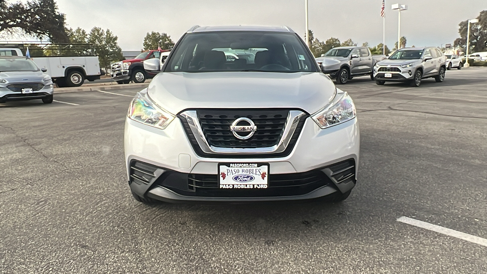 2019 Nissan Kicks SV 8