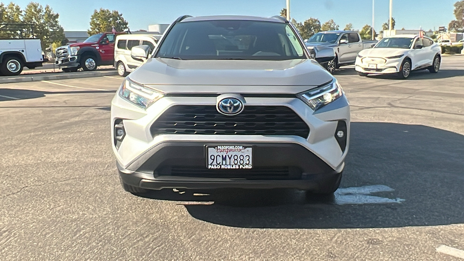 2022 Toyota RAV4 Hybrid XLE Premium 8