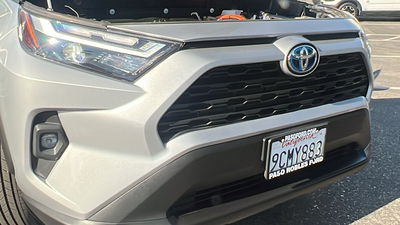 2022 Toyota RAV4 Hybrid XLE Premium 11