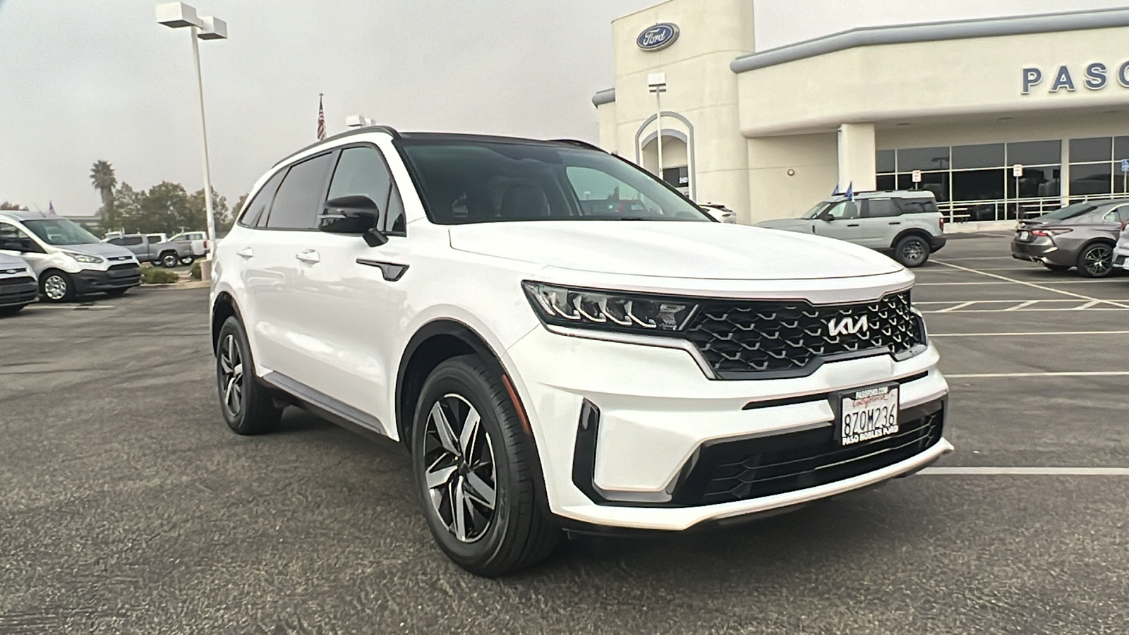 2022 Kia Sorento S 1