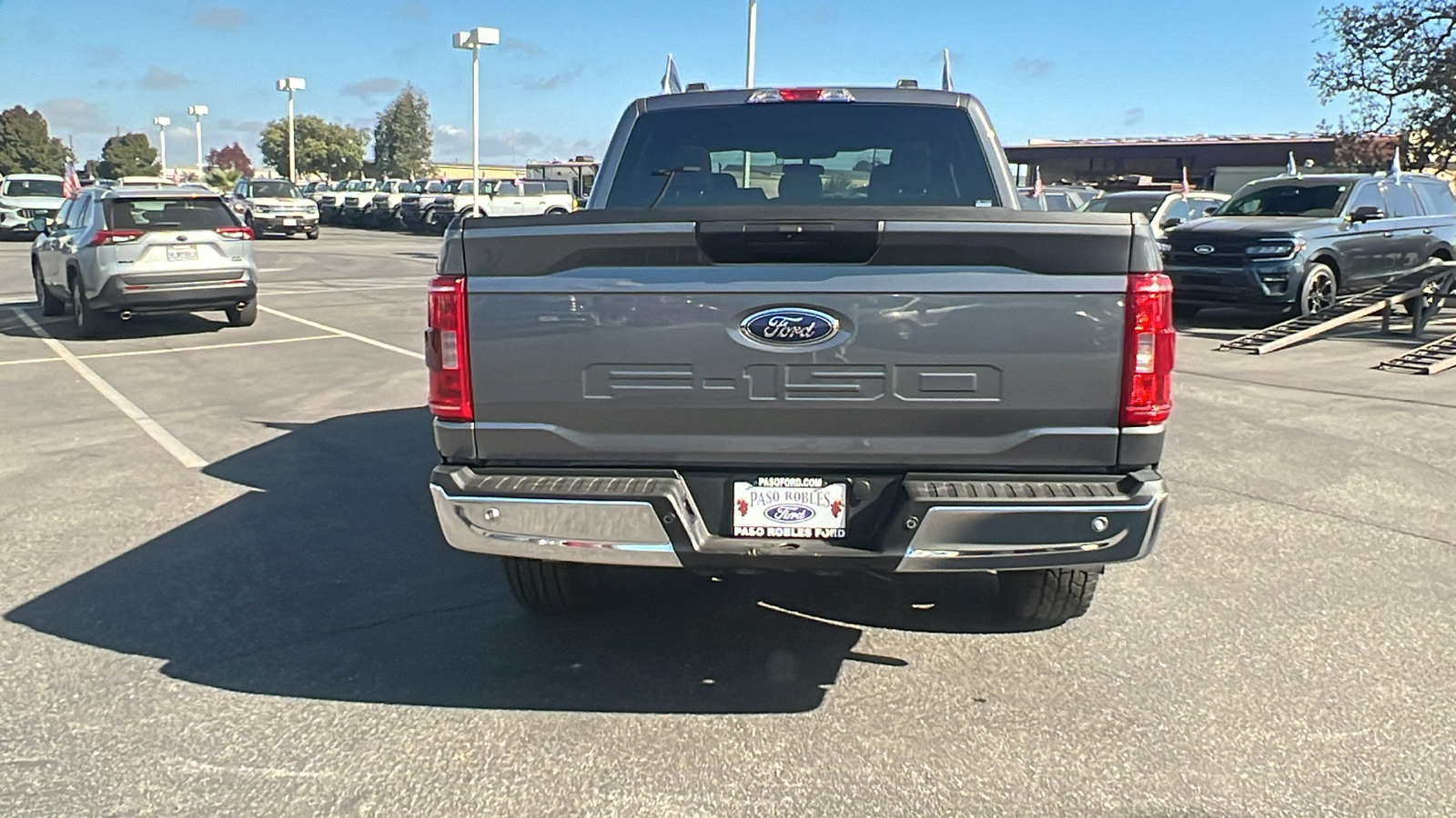 2022 Ford F-150 XLT 4