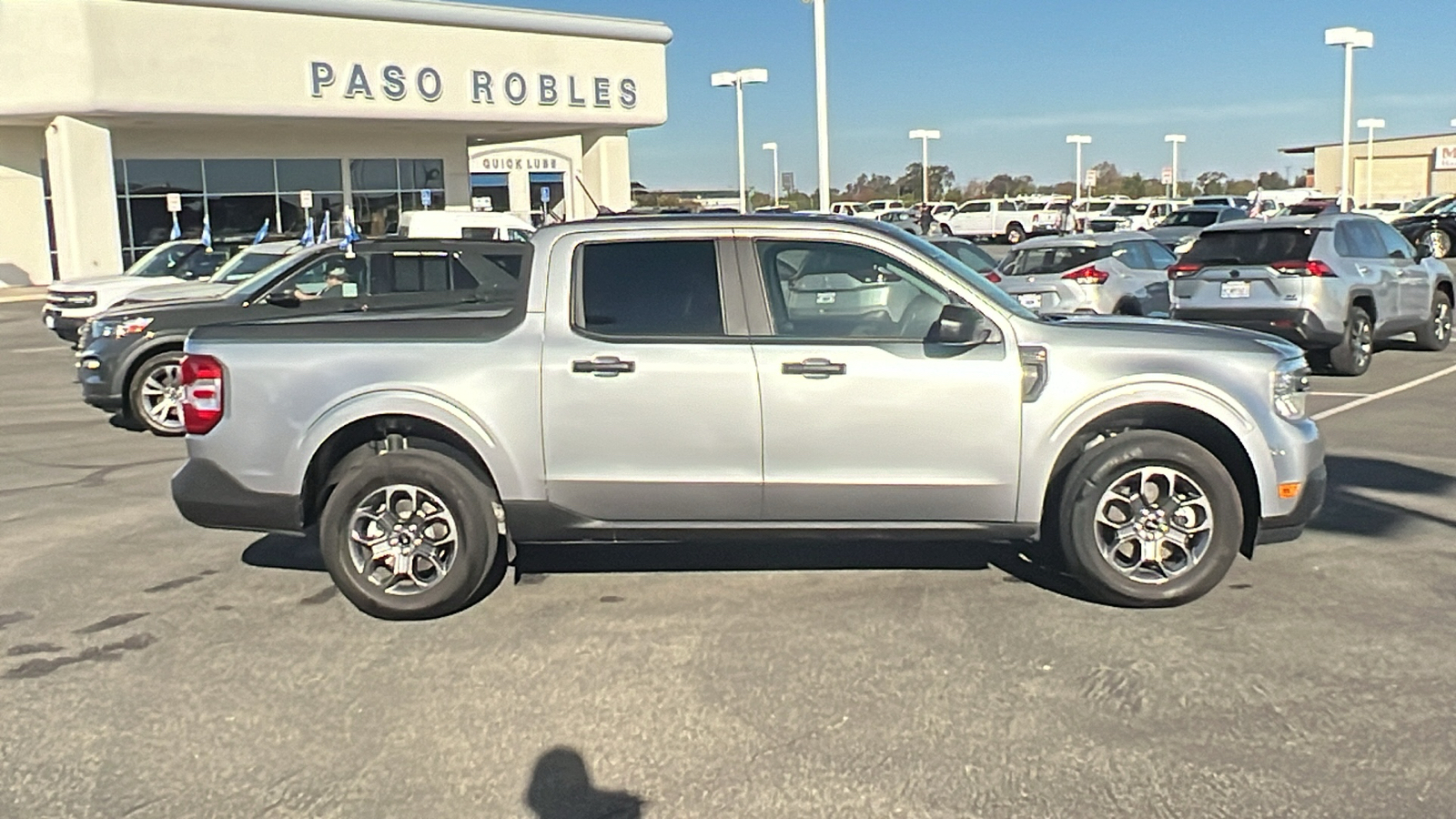 2023 Ford Maverick XLT 2