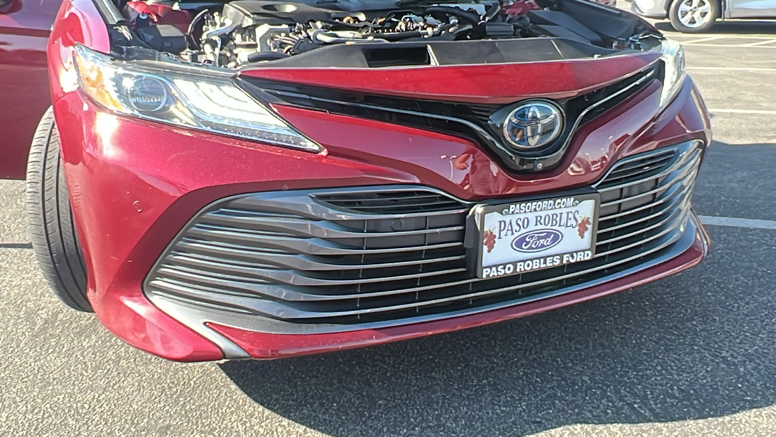 2020 Toyota Camry Hybrid XLE 12