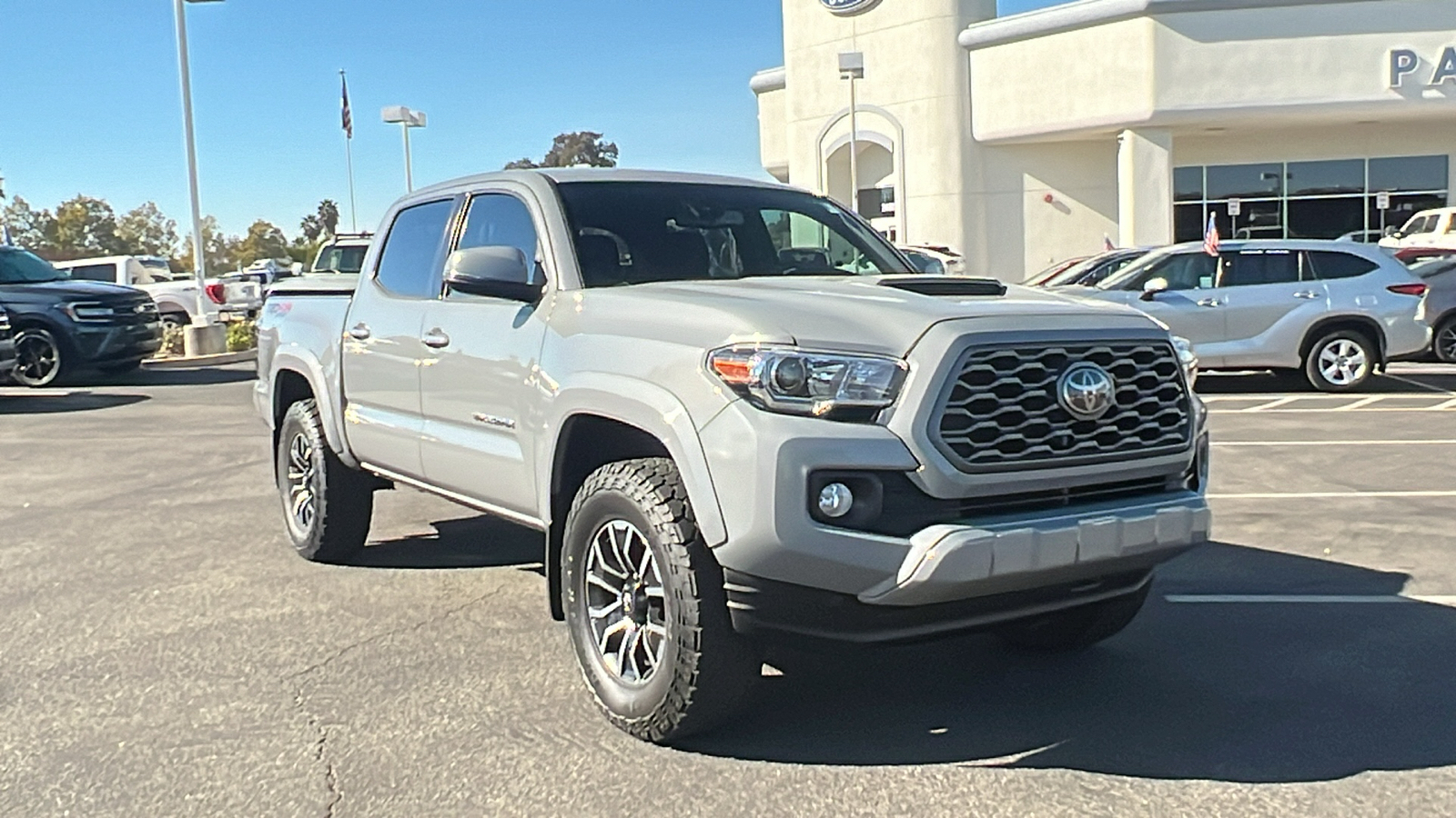 2021 Toyota Tacoma TRD Sport 1