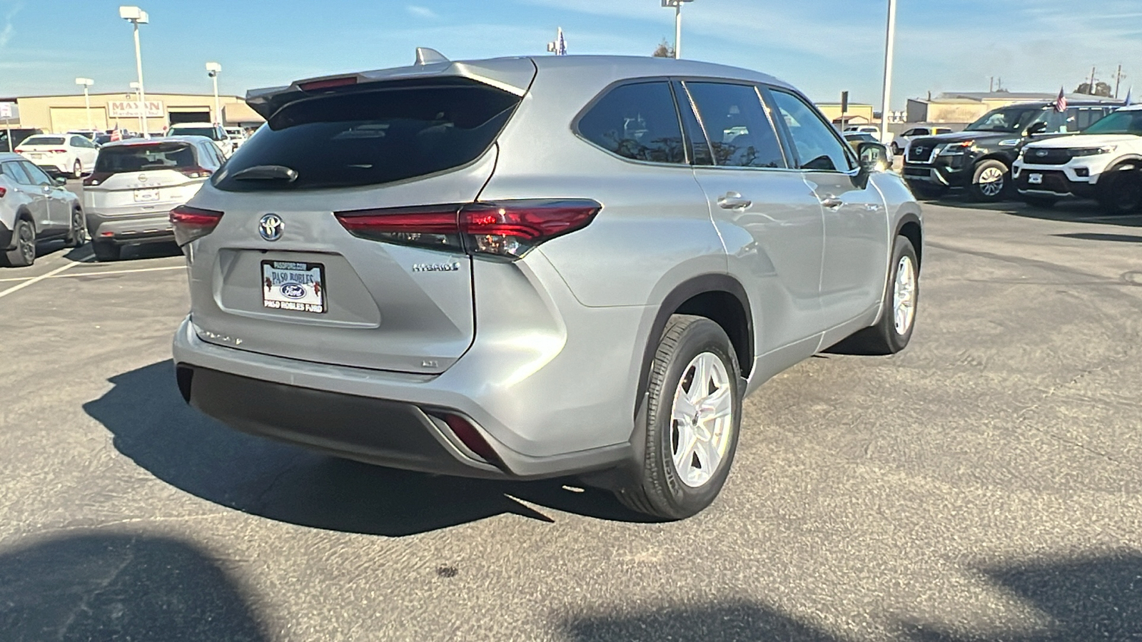 2021 Toyota Highlander Hybrid LE 3