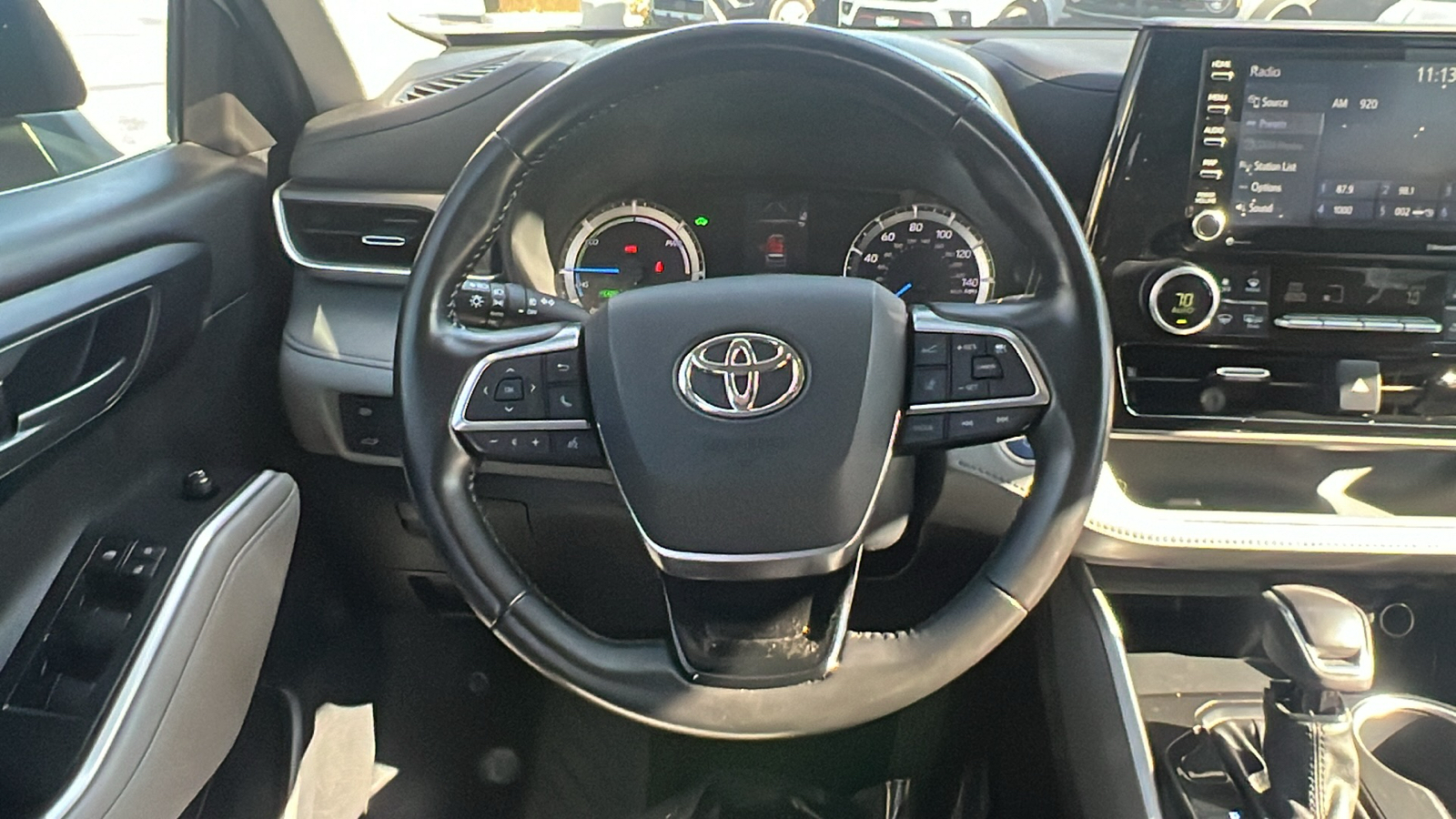 2021 Toyota Highlander Hybrid LE 25